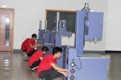 表揚超音波焊接機生產(chǎn)車間員工戰(zhàn)勝高溫堅守一線